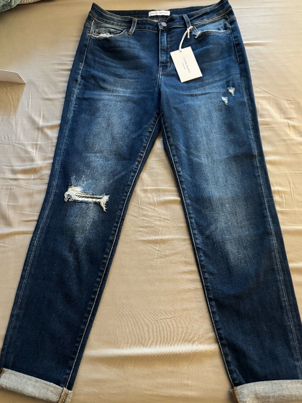 NWT Flying Monkey Distressed Cuffed Skinny Jeans Dark Wash | Size 31 & 32